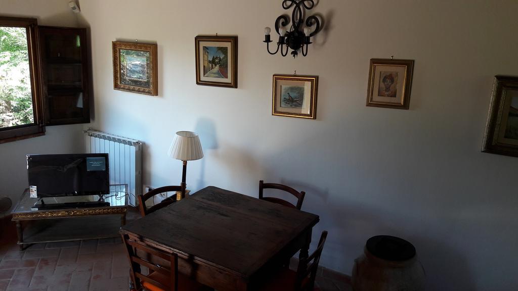 Residenza Il Platano Fortilizio Di Campiglia Rapolano Terme Exterior foto
